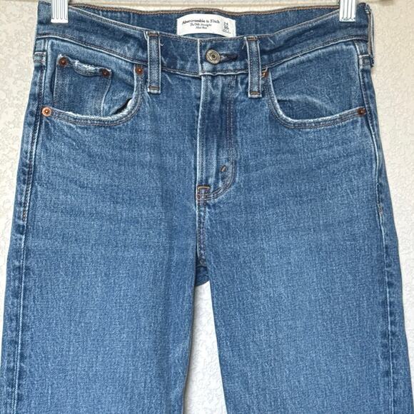Abercrombie & Fitch Women’s The 90’s Straight Mid-Rise Jean Size 24/00 Short - Picture 6 of 11